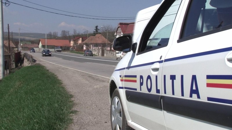 Minoră dispărută găsită de polițiști la Chichiș Minoră dispărută găsită de polițiști la Chichiș