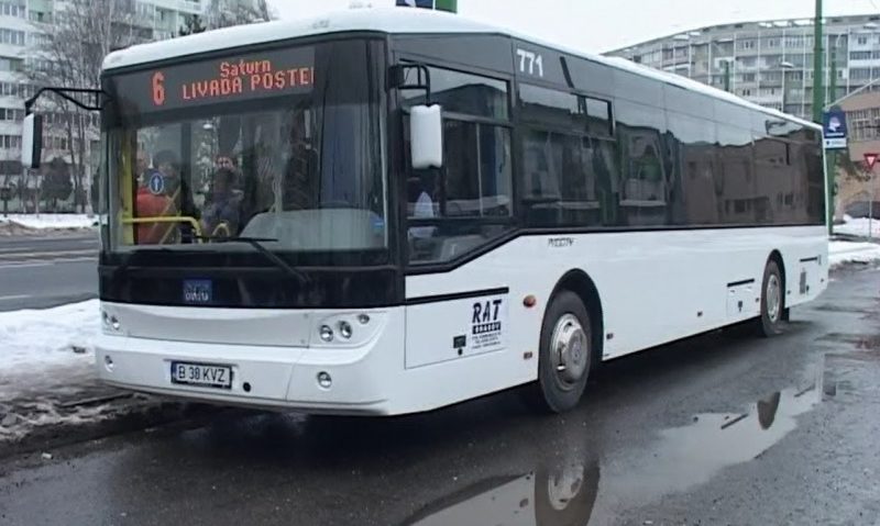 1.900 de elevi brașoveni au rămas fără abonamente gratuite pe mijloacele de transport în comun 1.900 de elevi brașoveni au rămas fără abonamente gratuite pe mijloacele de transport în comun