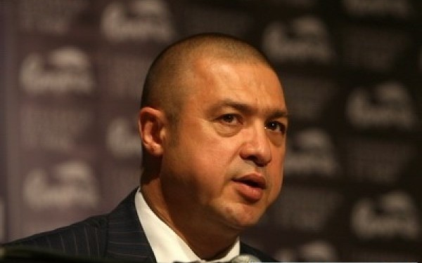 Rudel Obreja şi Cornel Resmeriţă reținuţi de DNA Rudel Obreja şi Cornel Resmeriţă reținuţi de DNA