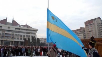 Steagul secuiesc, înlăturat din parcul central din Sfântu Gheorghe