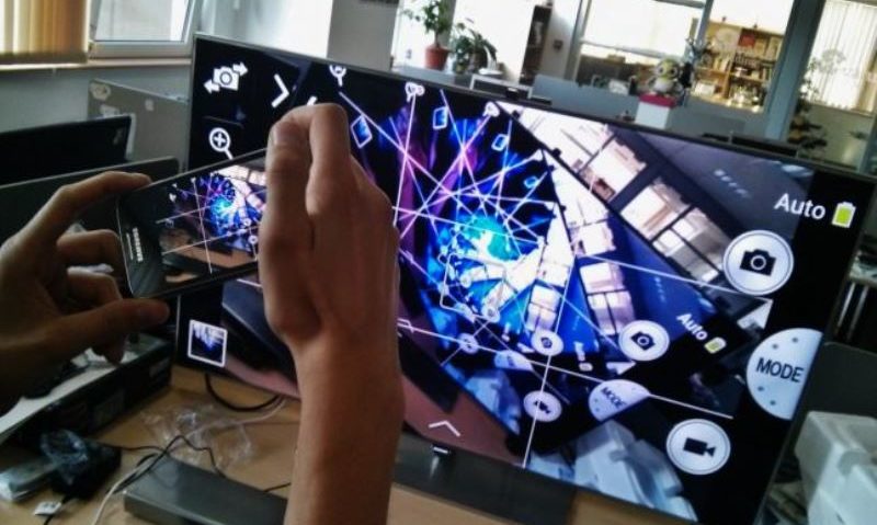 Samsung şi-a avertizat clienţii să evite divulgarea de informaţii personale în faţa televizorului inteligent Samsung şi-a avertizat clienţii să evite divulgarea de informaţii personale în faţa televizorului inteligent
