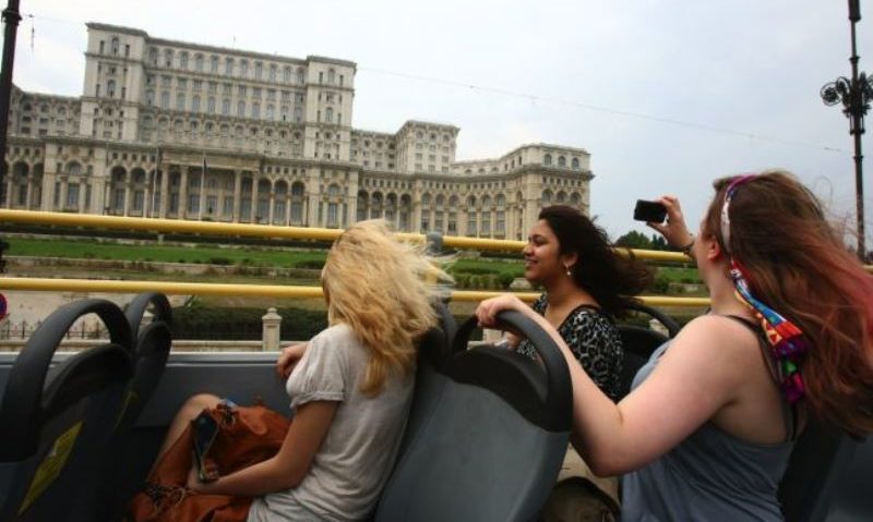 Mai mulți turiști străini, anul trecut, în România Mai mulți turiști străini, anul trecut, în România