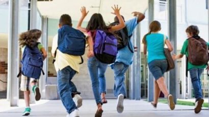 Zile libere de Paşti pentru elevii şi profesorii mureşeni