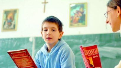 80% din elevii mureșeni vor studia religia