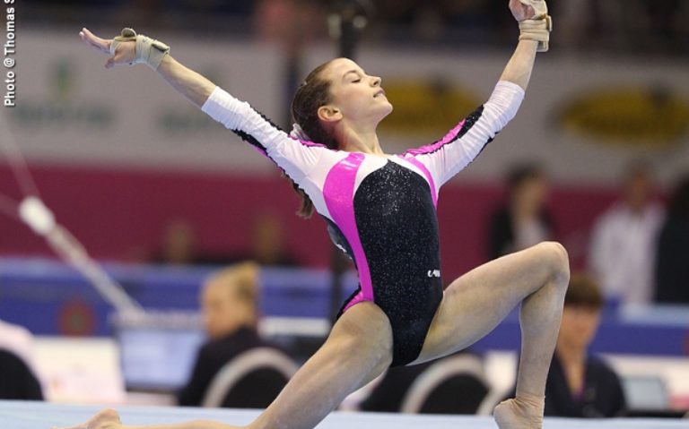 Andreea Munteanu, aur şi argint la concursul de gimnastică de la Cottbus Andreea Munteanu, aur şi argint la concursul de gimnastică de la Cottbus