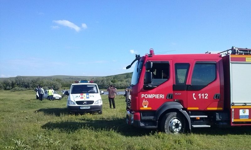 Cadavrele a doi minori au fost găsite în râul Tîrnava Mare Cadavrele a doi minori au fost găsite în râul Tîrnava Mare