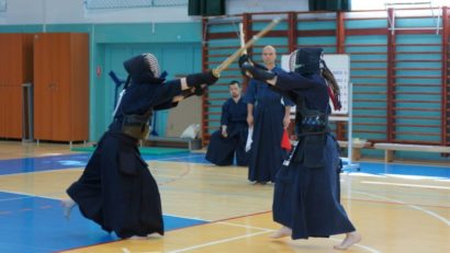 Peste o sută de participanţi la Cupa României la kendo de la Tg.Mureş