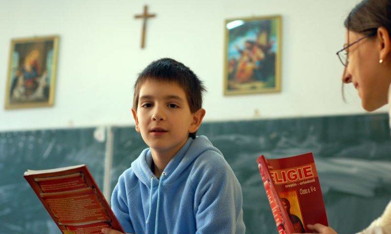 Peste 80% dintre elevii mureșeni vor studia religia în școli Peste 80% dintre elevii mureșeni vor studia religia în școli