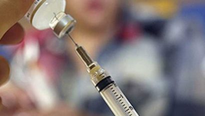 Scade numărul celor care îşi vaccinează copiii