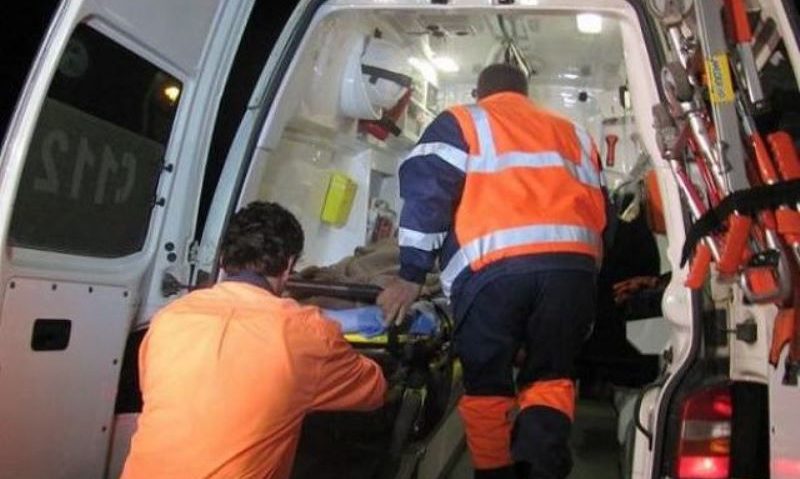 Un copil de 11 ani a leşinat de foame, pe drumul către şcoală Un copil de 11 ani a leşinat de foame, pe drumul către şcoală