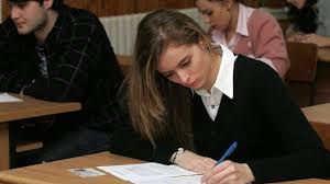 Elevii de clasa a XII-a vor susţine azi ultima probă a simulării bacalaureatului
