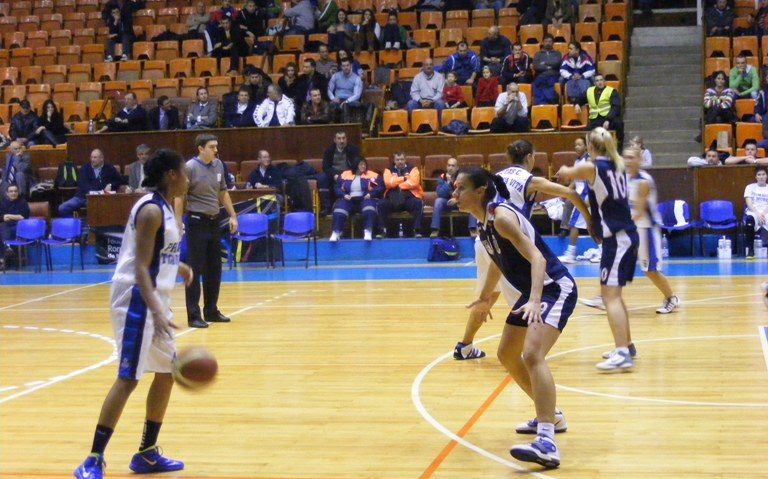 Nova Vita Tg.Mureş a câştigat şi meciul doi cu SCM Craiova din play-out Nova Vita Tg.Mureş a câştigat şi meciul doi cu SCM Craiova din play-out