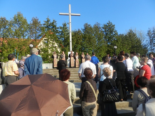 Rugăciuni la Crucea de Lumină din Tîrgu-Mureș Rugăciuni la Crucea de Lumină din Tîrgu-Mureș