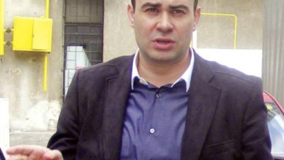 Ministrul finanţelor, Darius Vâlcov, pus sub acuzare