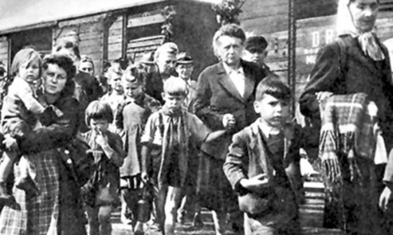 Ea …femeia de etnie germană deportată în URSS: Anna Szkol Ea …femeia de etnie germană deportată în URSS: Anna Szkol