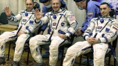 Doi astronauţi vor petrece o perioadă record în spaţiu