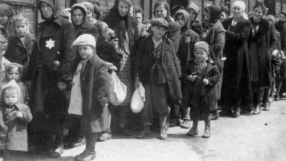 Ea …fata deportată în Transnistria: Sonia Follender