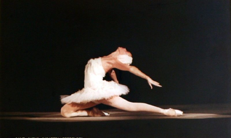Ea… artista emerită: balerina Ileana Iliescu Ea… artista emerită: balerina Ileana Iliescu