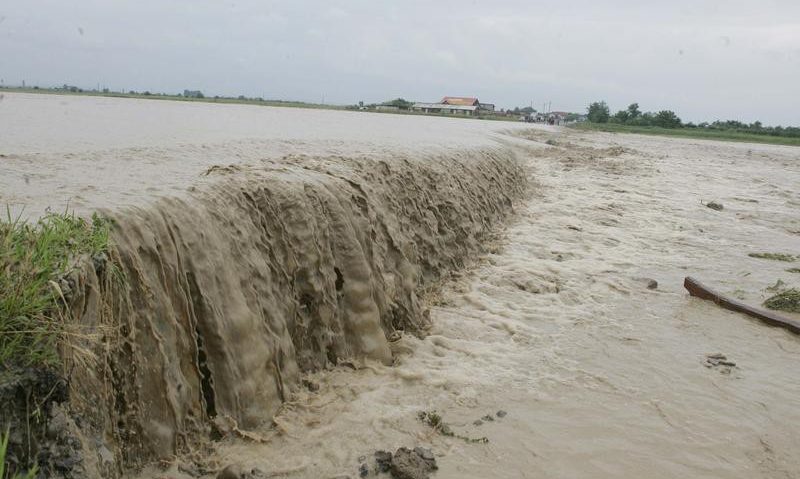 Cod galben de inundații în 11 județe Cod galben de inundații în 11 județe