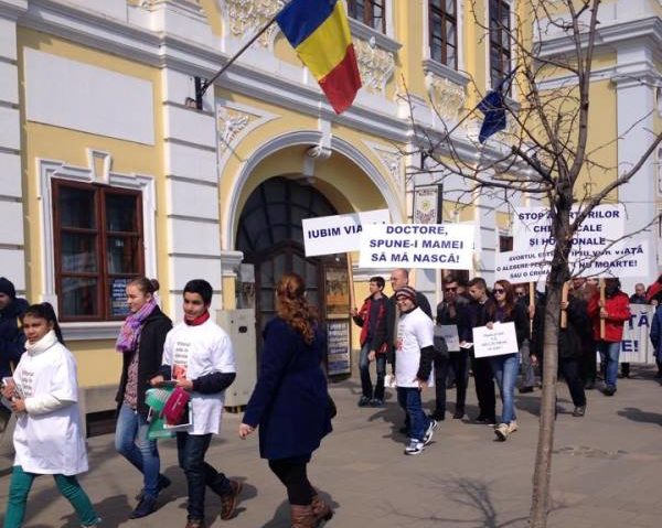 Ediția a 4-a a Marșului pentru viață, la Tîrgu-Mureș Ediția a 4-a a Marșului pentru viață, la Tîrgu-Mureș