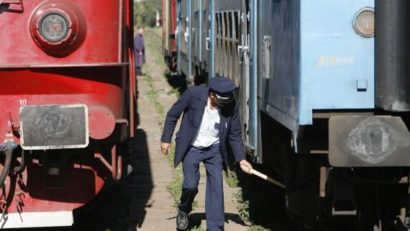 Sindicaliştii din transporturi feroviare pichetează, azi şi mâine, sediul MFP