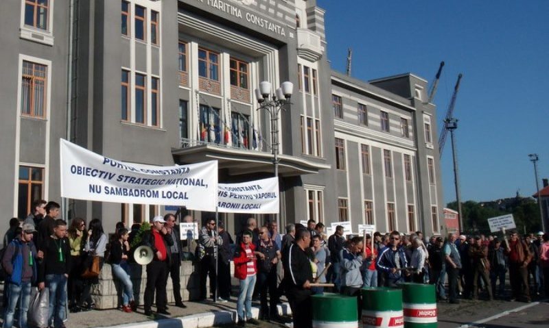 Activitate blocată de proteste Activitate blocată de proteste
