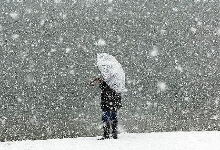 Cod galben de precipitaţii, intensificări ale vântului şi ninsori Cod galben de precipitaţii, intensificări ale vântului şi ninsori
