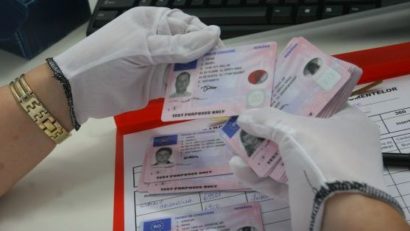 La Brașov permisele de conducere se emit online