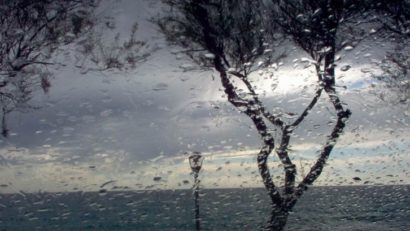 Informare meteo: ploi şi frig până duminică după-amiază