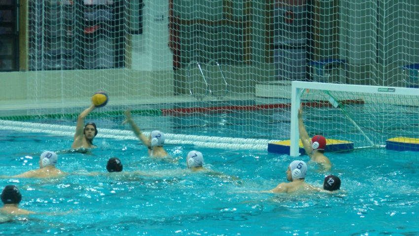 În Bazinul Olimpic Braşov a început ,,Cupa României” la polo În Bazinul Olimpic Braşov a început ,,Cupa României” la polo