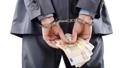 Înfiinţarea noii instituţii pentru recuperarea prejudiciilor din dosarele de corupţie a intrat în linie dreaptă şi ar urma să primească avizul Guvernului până la sfarsitul acestei luni, potrivit calendarului anunţat de ministrul Justitiei