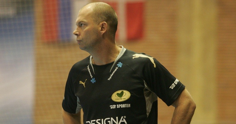 Suedezul Tomas Ryde este noul selecţioner al naţionalei feminine de handbal a României Suedezul Tomas Ryde este noul selecţioner al naţionalei feminine de handbal a României