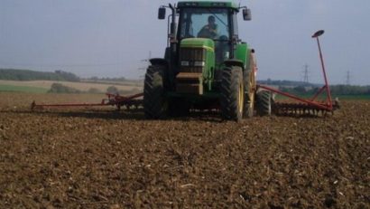 Ce lucrari agricole trebuie efectuate neapărat luna aceasta?