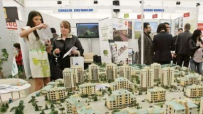 Peste 25 de expozanţi sunt prezenţi la cea de-a 8 a ediţie a Târgului Imobiliar Braşov