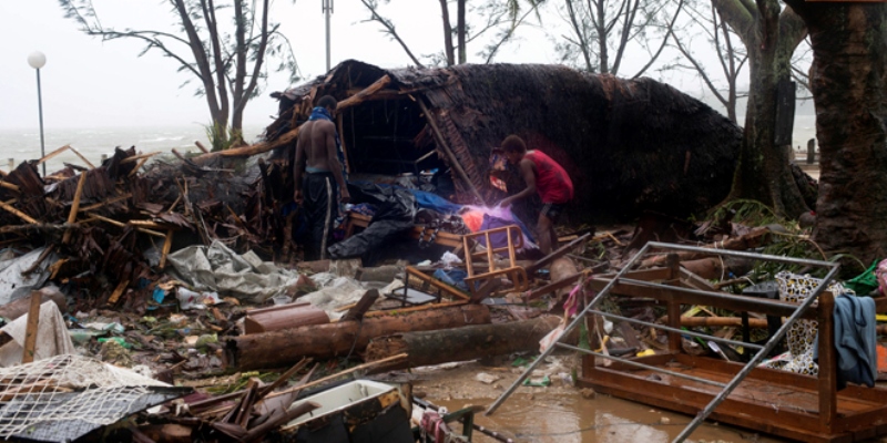 Primele ajutoare umanitare au sosit în Vanuatu Primele ajutoare umanitare au sosit în Vanuatu