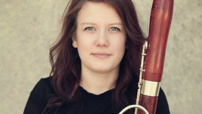 Ana Docolin, instrumentista care va străluci pe scena Filarmonicii din Tîrgu Mureş, invitată în „Pasaj Urban”