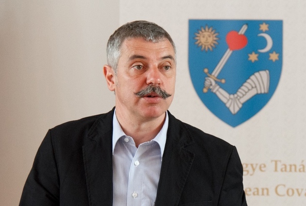 Aparatură de traducere simultană la CJ Covasna Aparatură de traducere simultană la CJ Covasna