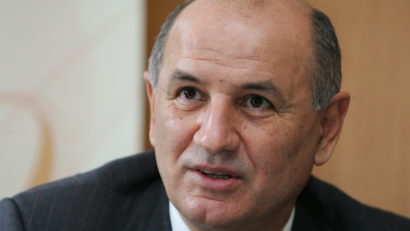 George Copos a ajuns la Tribunalul București pentru un nou termen în dosarul „Loteria 2”