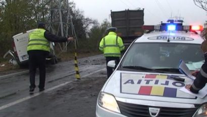 Grav accident rutier la Chendu