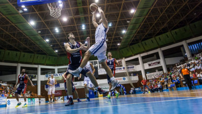 “Tigrii” şi-au lins rănile după eşecul din Cupă şi atacă Clujul în play-off