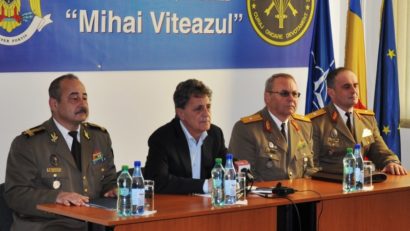 Militarii români din teatrele de operațiuni din Afganistan, Kosovo şi Bosnia şi Herţegovina se pregătesc de Paști