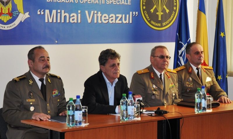 Militarii români din teatrele de operațiuni din Afganistan, Kosovo şi Bosnia şi Herţegovina se pregătesc de Paști Militarii români din teatrele de operațiuni din Afganistan, Kosovo şi Bosnia şi Herţegovina se pregătesc de Paști