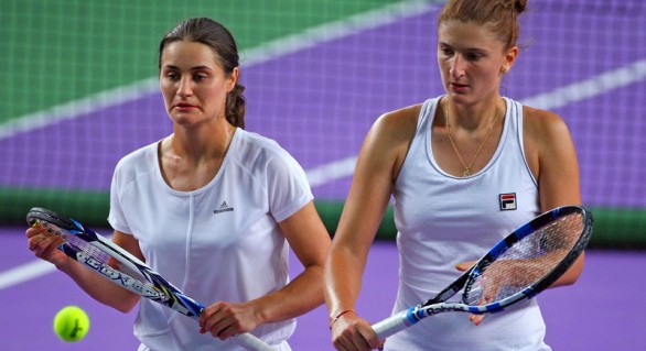 Jucăm împotriva Canadei fără Simona Halep şi Monica Niculescu Jucăm împotriva Canadei fără Simona Halep şi Monica Niculescu