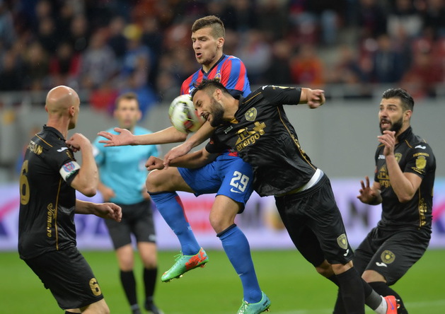 ASA Tg.Mureș învinge Steaua și preia șefia Ligii I ASA Tg.Mureș învinge Steaua și preia șefia Ligii I
