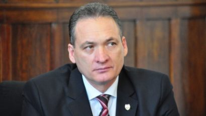 Senatorul Alexandru Cordoş riscă suspendarea din partid