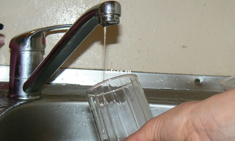 Furnizarea apei la blocurile afectate din Tîrgu-Mureș s-ar putea relua astăzi Furnizarea apei la blocurile afectate din Tîrgu-Mureș s-ar putea relua astăzi