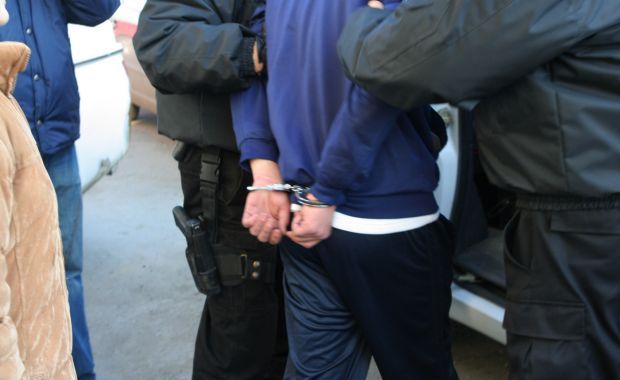 Au fost prinși autorii jafului bancar din Brașov Au fost prinși autorii jafului bancar din Brașov