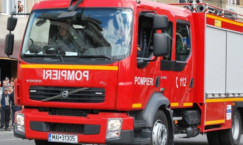 Acţiuni ale pompierilor braşoveni, în preajma Sărbătorilor Acţiuni ale pompierilor braşoveni, în preajma Sărbătorilor