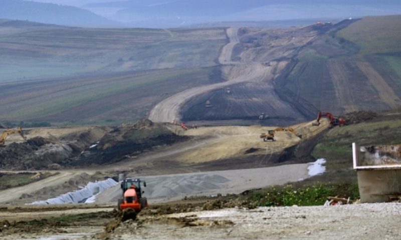 Uniunea Europeană a alocat României o sumă record pentru finanţarea proiectelor de infrastructură Uniunea Europeană a alocat României o sumă record pentru finanţarea proiectelor de infrastructură