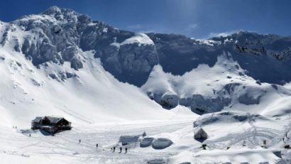 Risc de gradul patru din cinci de avalanşă la Bâlea Lac